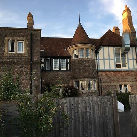 Holly Grove - Homestay Bristol Esterno foto